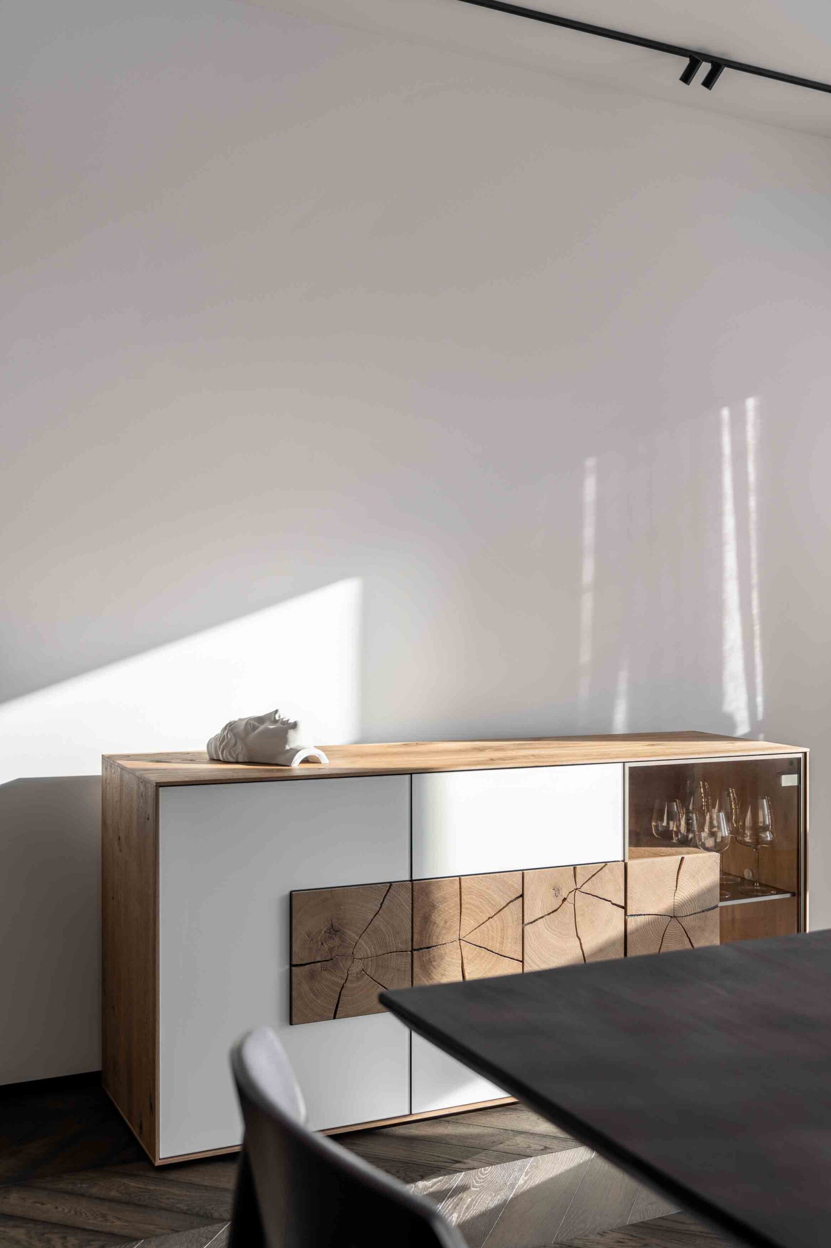  BEZ01261 HDR
